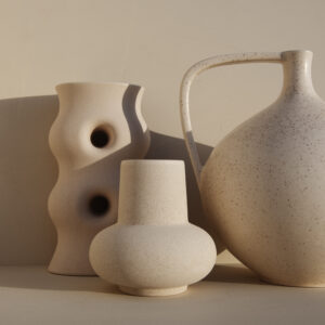 🤍 RIPPLE CERAMIC VASE