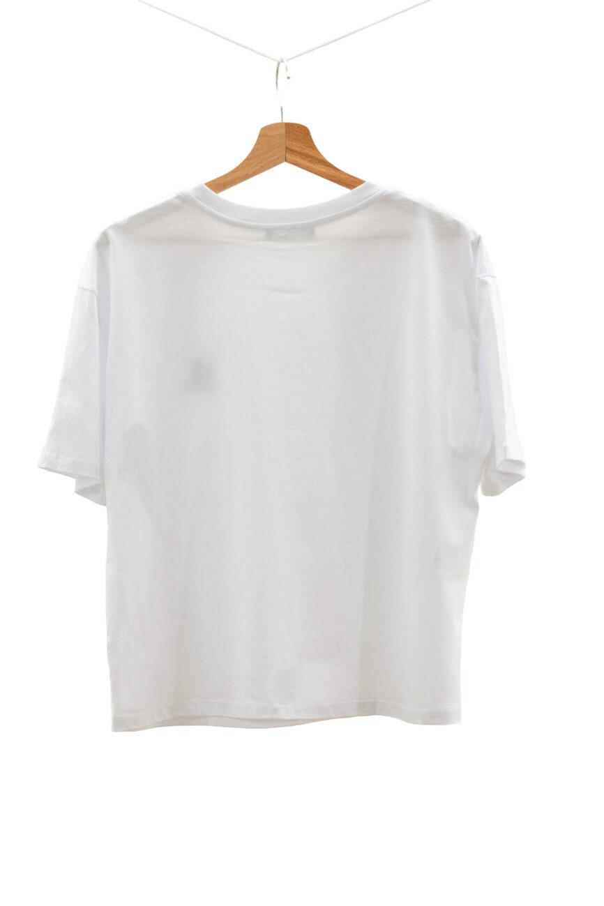 Women's white t-shirt with dog embroidery