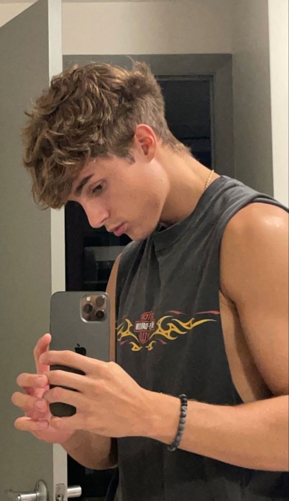 48 Coolest Hairstyles for Men in 2025 16