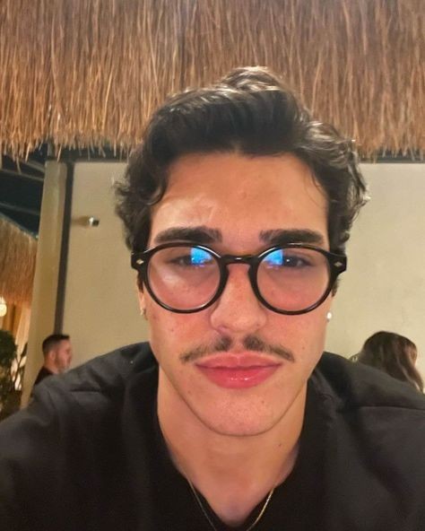 48 Coolest Hairstyles for Men in 2025 30