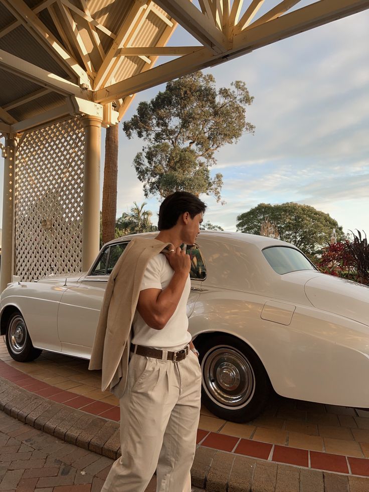 Male Gaze vs Female Gaze: What Women Actually Find Attractive 7