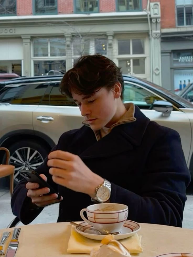 Stockholm Style Aesthetic: How to Dress Like a Rich European 5